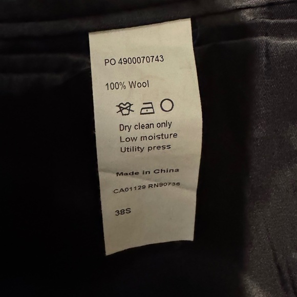 Calvin Klein Men's Suit - Picture 3 of 5